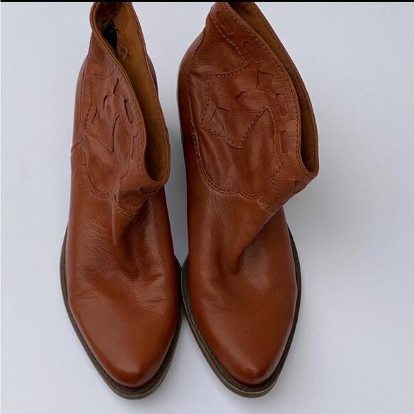 Nine West 8.5 booties Vintage American leather Ankle boots 8.5 Fall Cowboy Boho - Picture 4 of 15